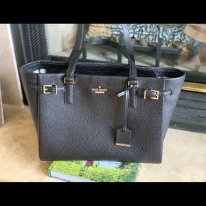 Kate spade working women must have tote.